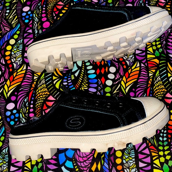 Skechers Comfy Fur Suede Sneaker Slides EUC - Picture 4 of 7